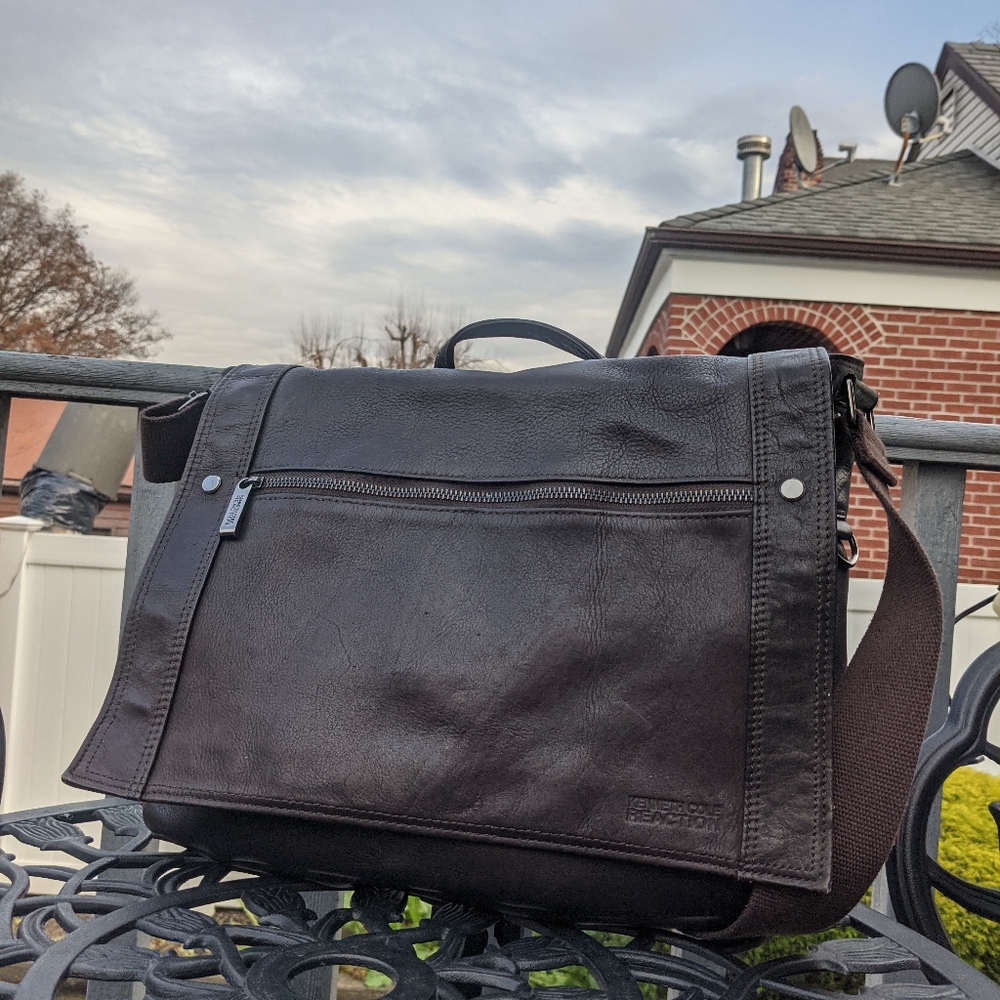 Men's Kenneth Cole Reaction Colombian Leather Messenger Bag